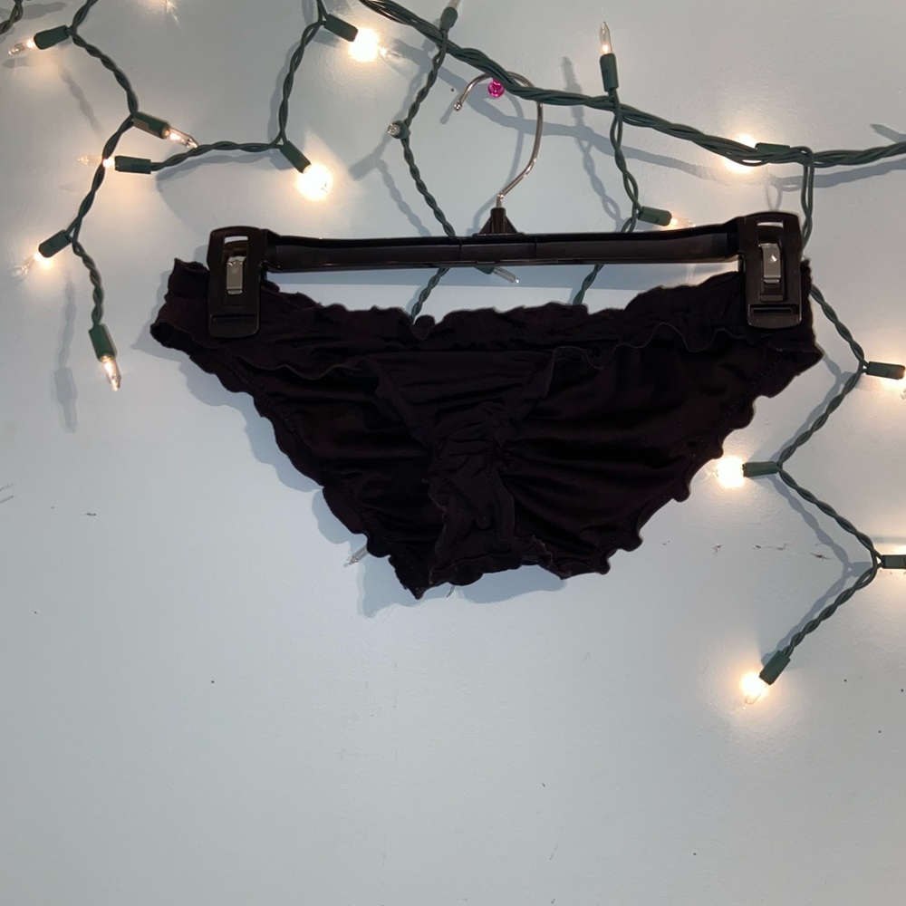 🖤🖤black ruffle bikini bottoms🖤🖤